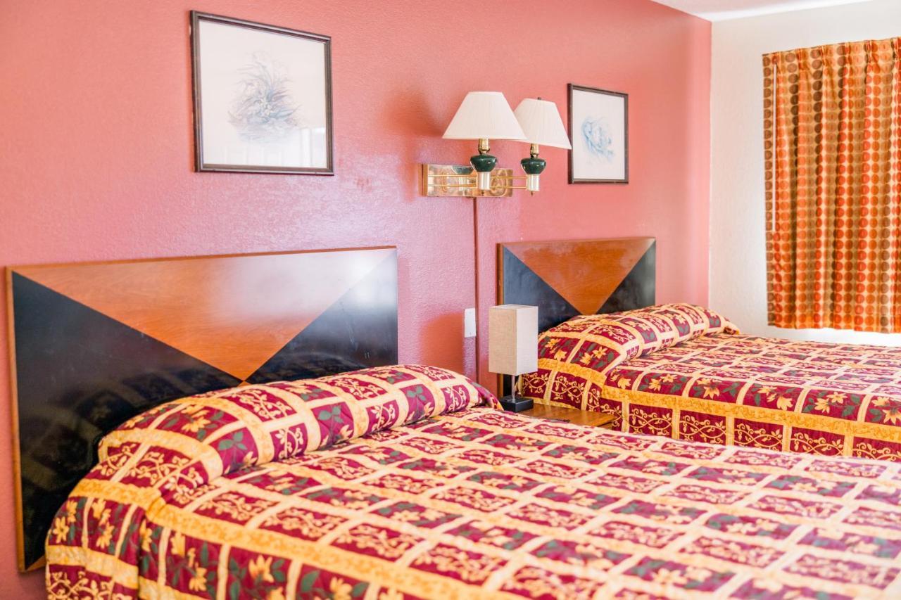 Motel Exclusive Quarters Cleveland Esterno foto